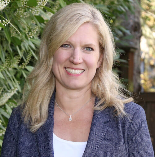 Jenn Buford Headshot